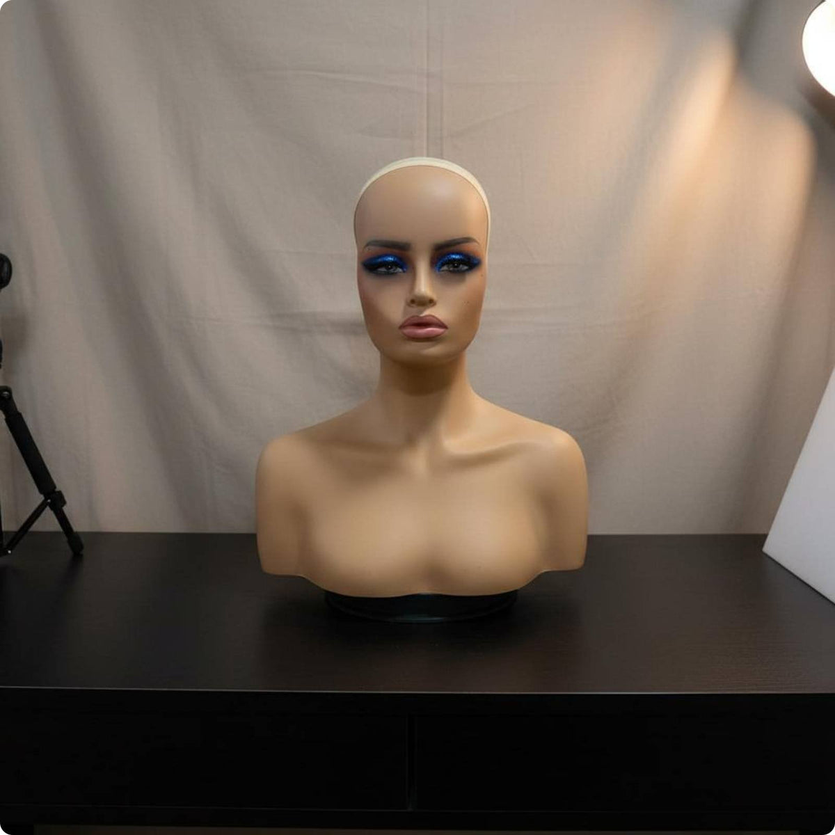 Female Hairpiece Display Model Head Stable Hairpiece Display Head Female Mannequin Bust for Live Broadcasting