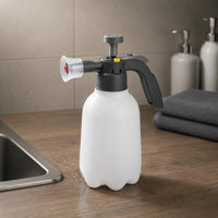Pressurized Foam Bottle Windproof Guard Design Dog Shampoo Dispenser Portable