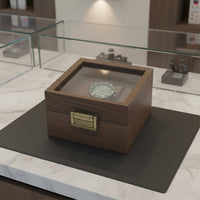 Vintage Watch Display Box Sturdy Wood Construction Wooden Watch Box Cushioned Wristwatch Holder Dustproof Particle-Resistant