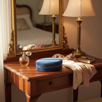 Oval Velvet Jewelry Box Vintage Design Portable Velvet Jewelry Box for Travelers