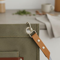 Short Waist Apron with Pockets Long-Lasting Server Apron with Pockets