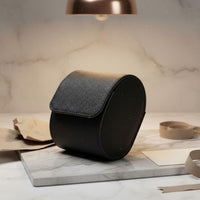 Single Watch Travel Case Soft Suede Lining Leather Watch Roll Individual Accessory Storage Flat Bottom Design for Travelers