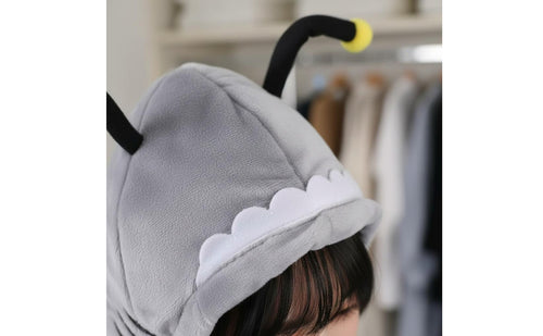 Bee Torso Shark Head Costume Cute Cartoon Design Shark Bee Costume Funny Creature Combination Suit Comfortable Novelty Clothing