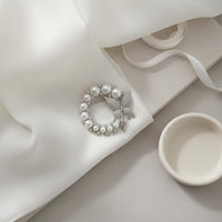 Pearl and Rhinestone Brooch Anti-Exposure Elegant Clothing Pin Long-Lasting