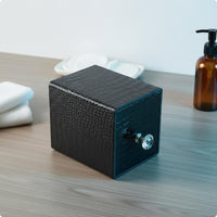 Nail Tool Cleaning Box Dust-Resistant Cuticle Trimmer Tool Cleaner Box Compact Beauty Storage for Manicurists