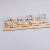 Card Slot Jewelry Display Rack Wooden Wood Earring Stand Lightweight Earring Display Stand for Boutique