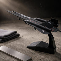 SR-71 Blackbird Model Metal Body SR-71 Die-Cast Airplane Collectible