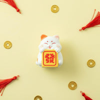 Cute Creature Design Fortunate Cat Figurine Compact Size Fortunate Cat Ornament Exquisite Craftsmanship for Business Owners, Drivers