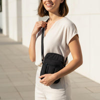 Small Crossbody Bag Adjustable Shoulder Strap Cellphone Crossbody Purse