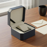 Litchi-Grain Watch Light Box Beige PU Leather Watch Box Scratch Protection
