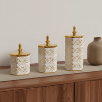 3 Pieces Plastic Candy Jar Set Easy to Clean Lidded Kitchen Canister Ideal Gift