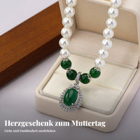 Pearl and Green Stone Necklace Mother's Day Gift Mineral Pearl Necklace
