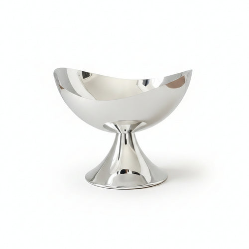 Fluted Pedestal Tray Silver Crescent-Shaped Tray Stable Base