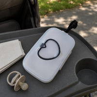 Wet Wipe Container Heart-Shaped Opening Travel Tissue Holder Side Pull Loop