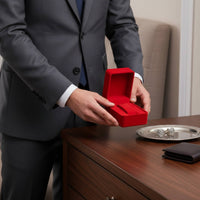 Hinged Lid Watch Gift Box Removable Pad Watch Gift Box Wristwatch Display Case Multifunctional Textile Bracelet Holder
