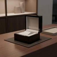 High Gloss Watch Gift Box Soft Safeguarding Interior Single Watch Box Individual Accessory Storage Sturdy Construction