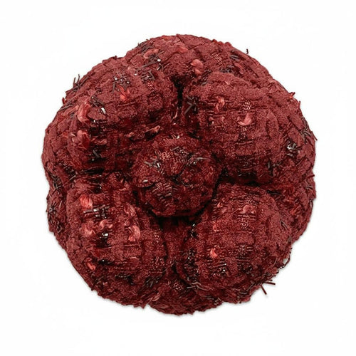 Classic Design Tweed Camellia Brooch Elegant Camellia Flower Lapel Pin for Bridesmaids, Mothers, Formal Events, Special Occasions, Parties