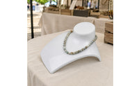 Plastic Necklace Bust Lightweight Necklace Display Bust Scratch-Resistant