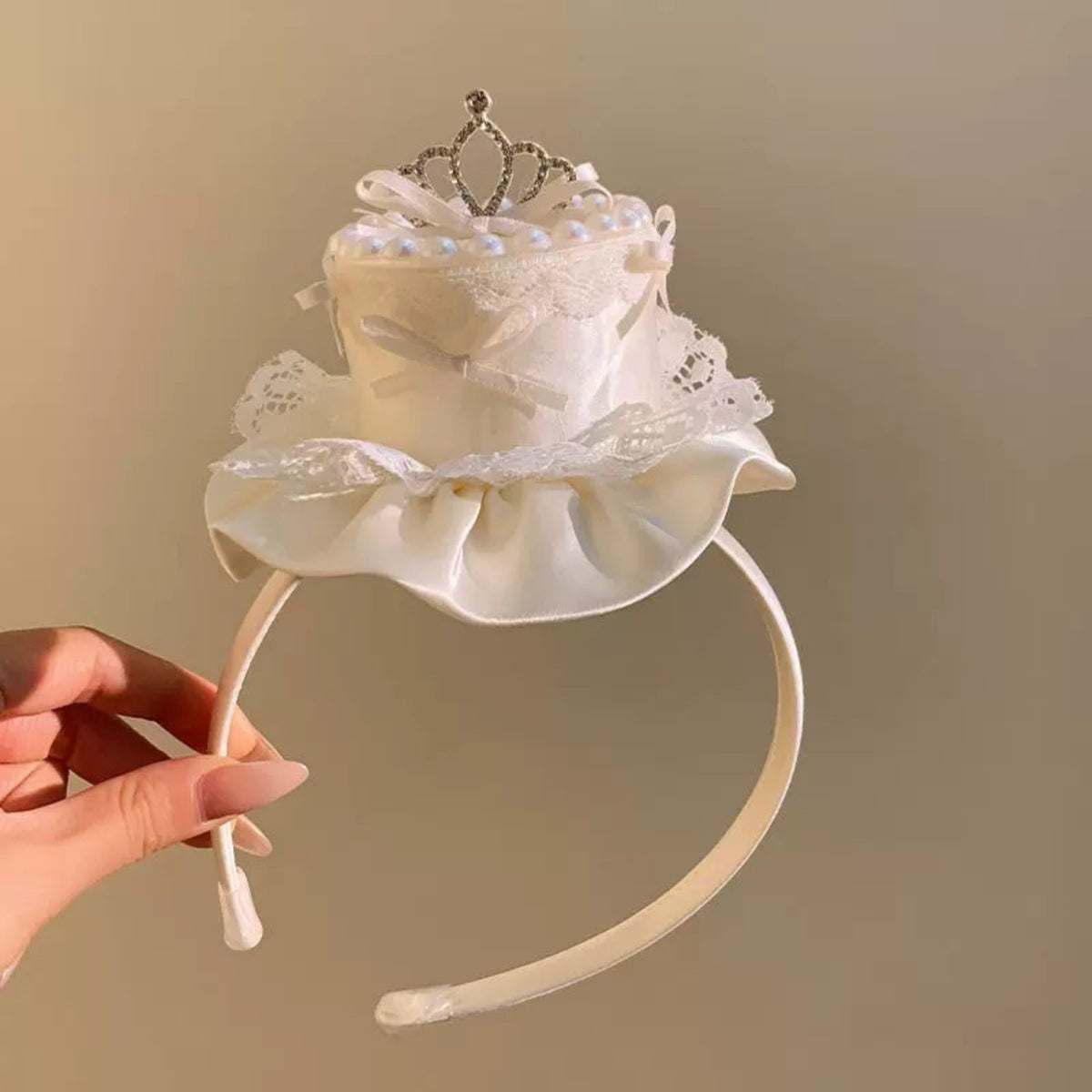 Birthday Cake Headband Bead Embellished Princess Crown Headband Light up Birthday Crown Mesh Overlay Accent for Parties