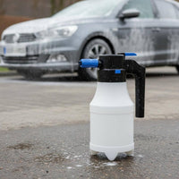Handheld Car Wash Foam Dispenser Large Capacity Handheld Single-Button 1.5L Foam Spray Bottle for Gardening