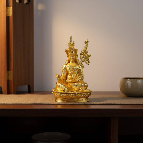 Alloy Buddha Statue Collectible Small Tibetan Buddha Statue Gilt Lotus-Born Figurine Intricate Designs for Buddhists, Home Altar