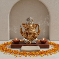 Gold Elephant God Idol Long-Lasting Resin Craftsmanship Elephant God Statue Ganpati Idol Intricate Features House Decoration