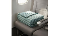 Soft Fleece Blanket Lightweight Fleece Throw Blanket Multi-Season Luxurious Striped Throw for Commuters